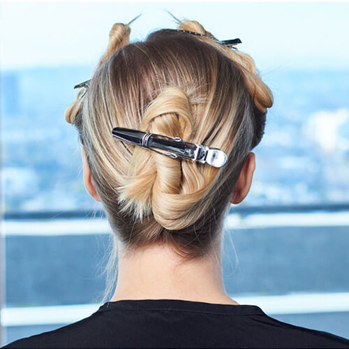 Creme-DBlonde-Step3 Cream blonde hair color technique step 3