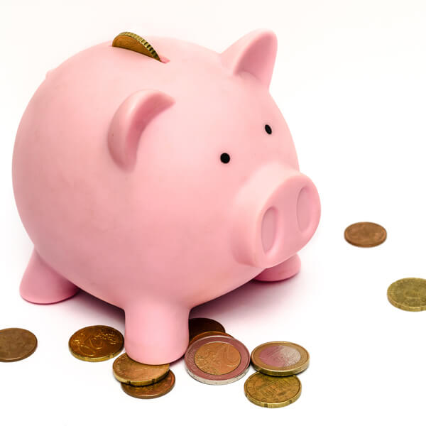 saving-money-piggy-bank Piggy Bank saving money