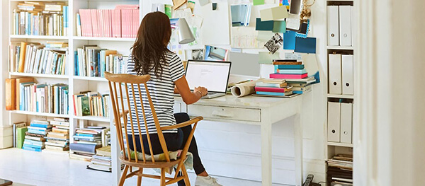 home-office-header Women working at desk