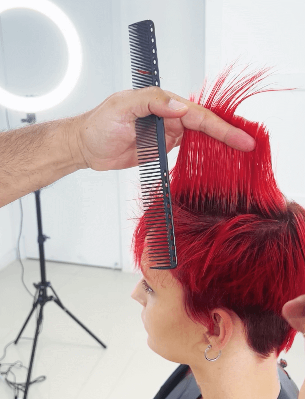 hair model getting hair sectioned