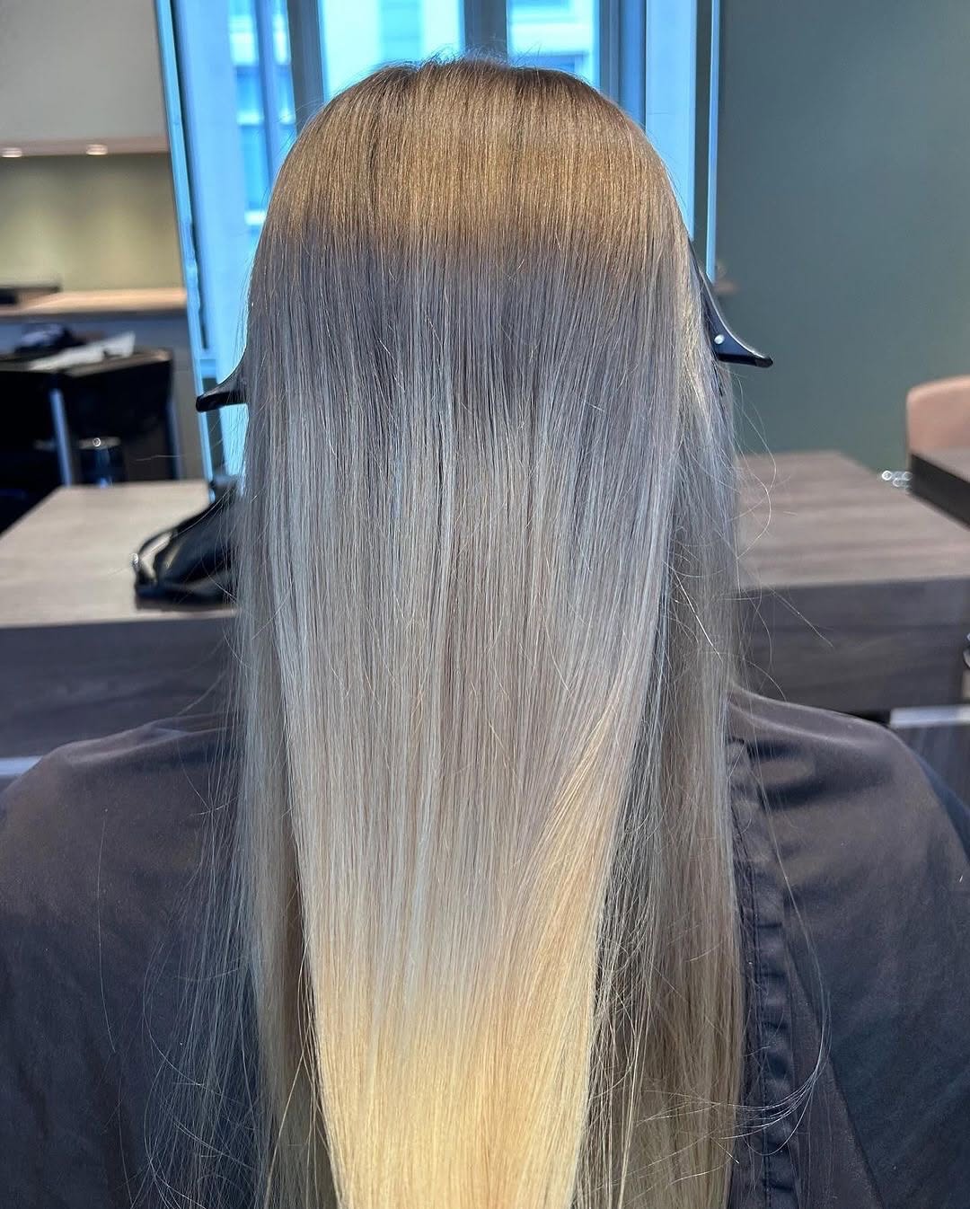 hair model before treatment