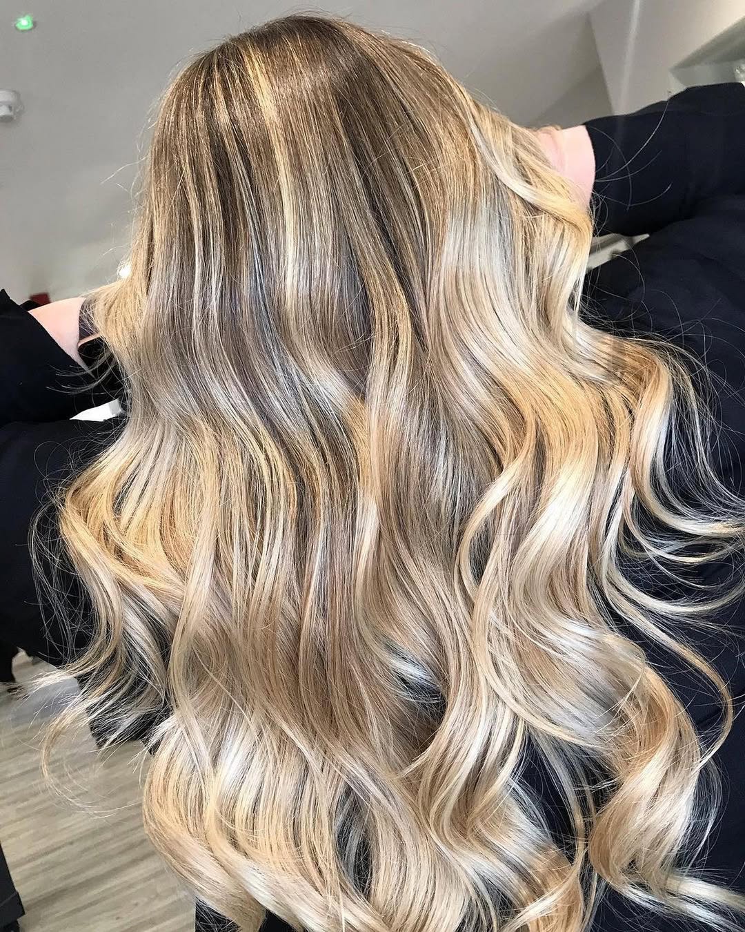 blonde hair model