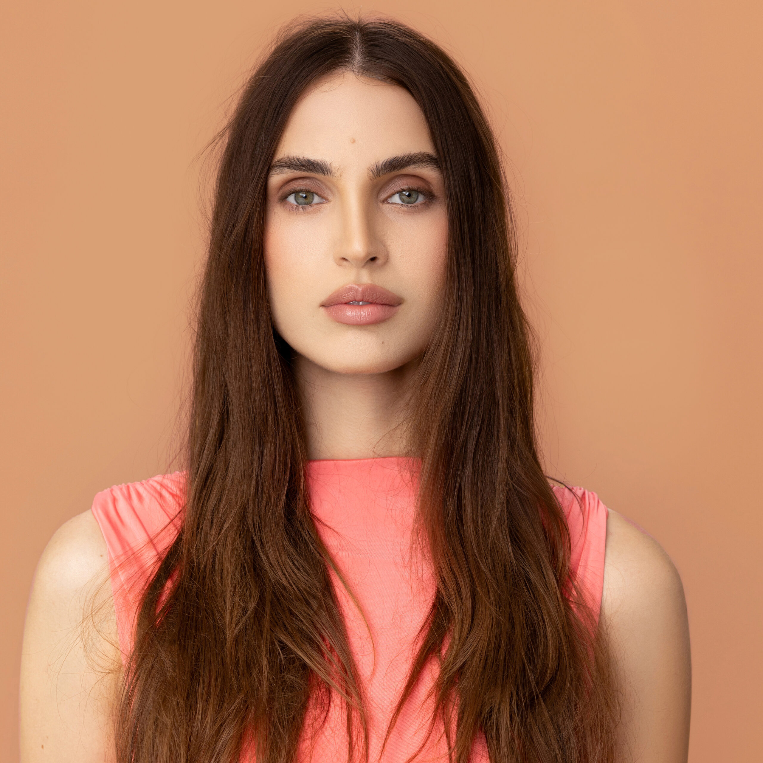 brunette model for youthlock before treatment